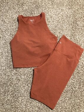 Old Navy Rust Cropped Tank and High-Rise Biker Shorts Set